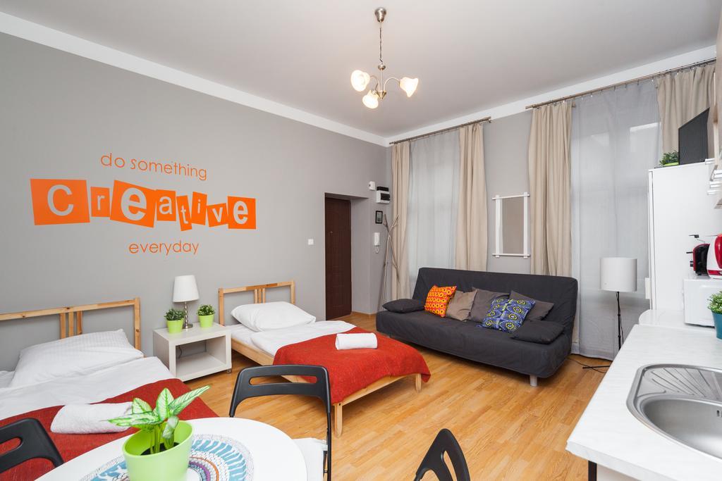 קרקוב Erasmus Student Residence - Jewish District מראה חיצוני תמונה