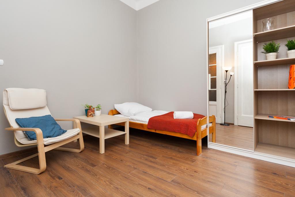 קרקוב Erasmus Student Residence - Jewish District מראה חיצוני תמונה