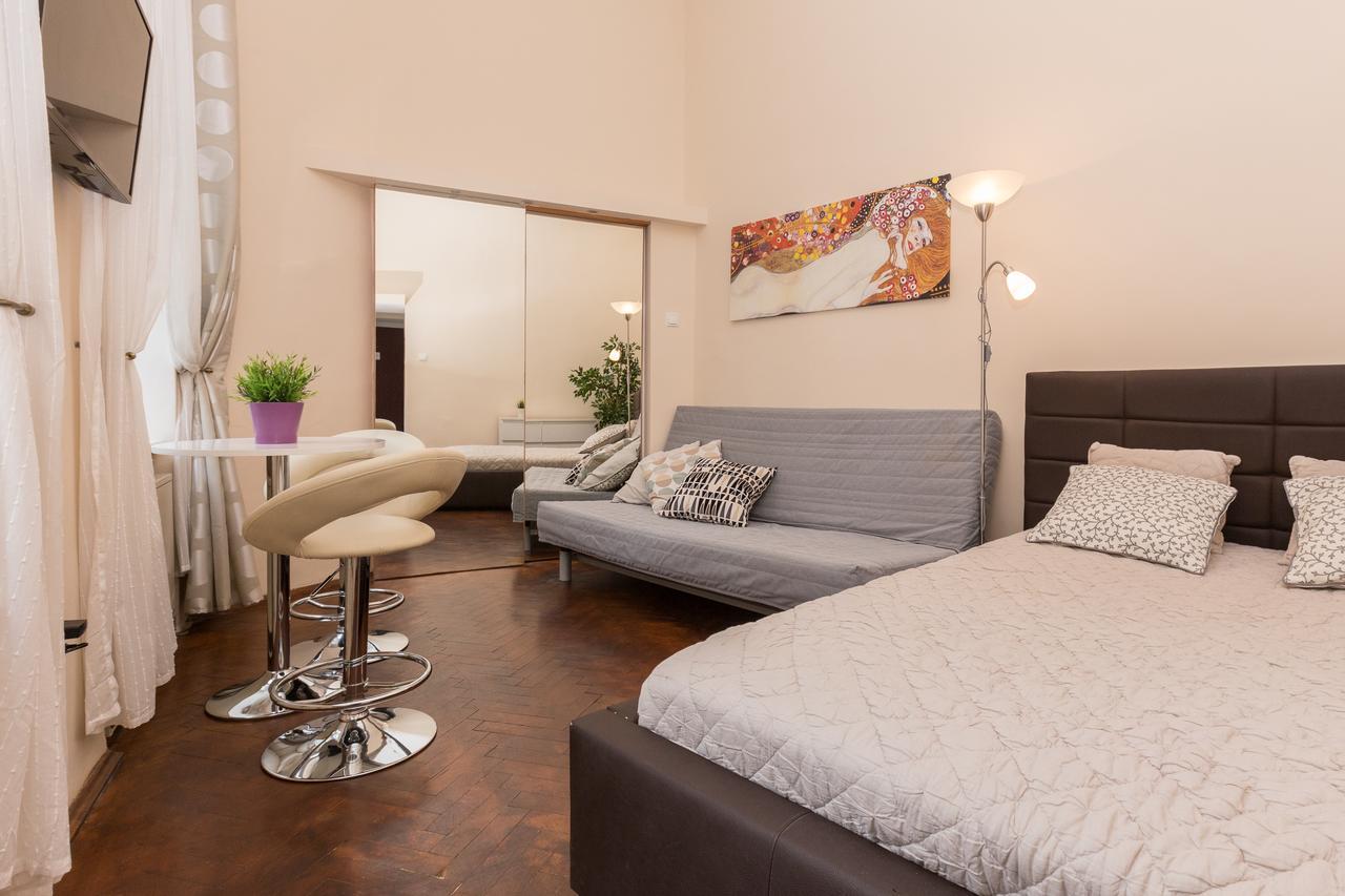 קרקוב Erasmus Student Residence - Jewish District מראה חיצוני תמונה