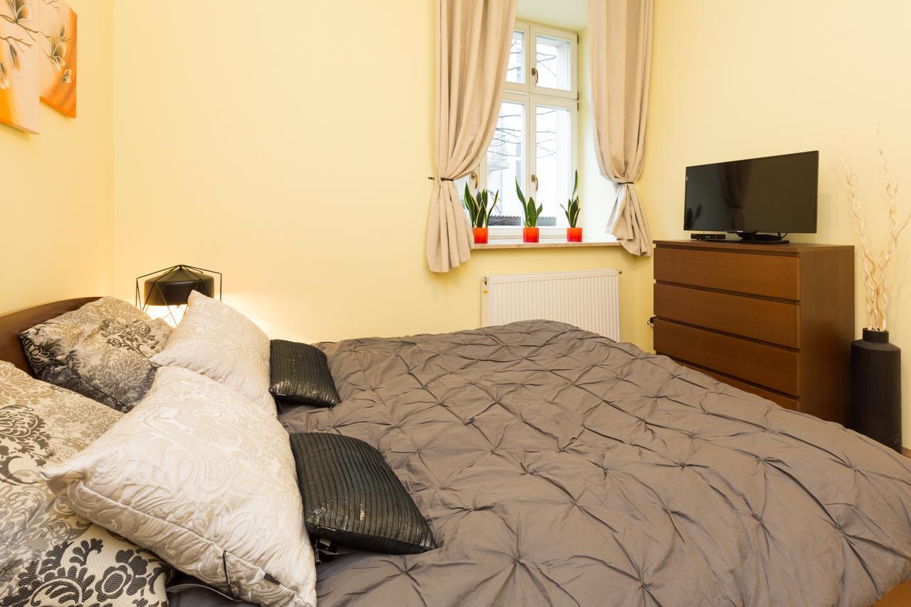 קרקוב Erasmus Student Residence - Jewish District מראה חיצוני תמונה