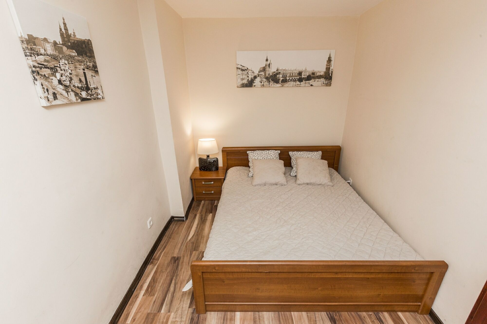 קרקוב Erasmus Student Residence - Jewish District מראה חיצוני תמונה